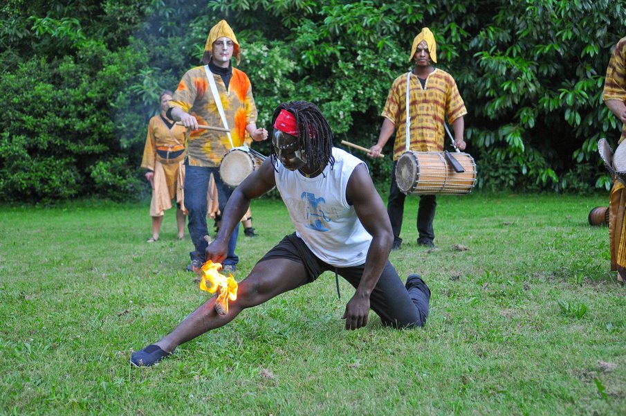Evry Daily Photo - Cie Afrodite - Fete Mille et une Lumieres 070.jpg